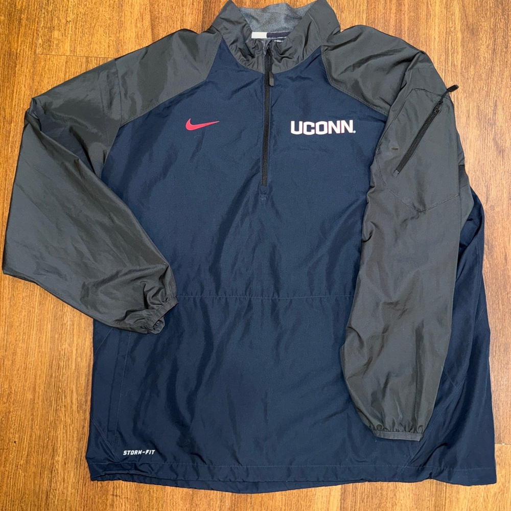 UConn Lightweight Nike Jacket